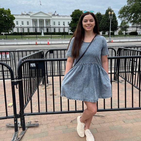 Meet your Posher, Maria - Picture 3 of 3